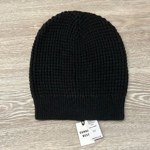 Aritzia Sunday Best cold snap toque